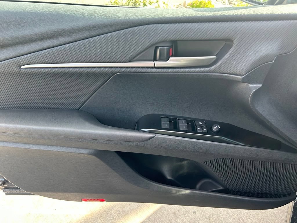 Used 2026 Toyota Camry SE FWD image 10