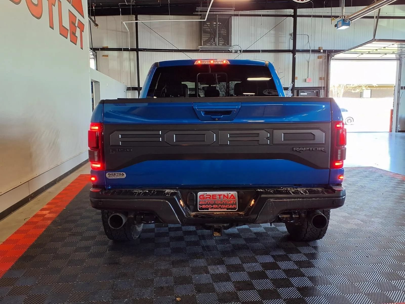 Used 2019 Ford F150 Raptor w/ Equipment Group 802A Luxury AWD/4WD image 5