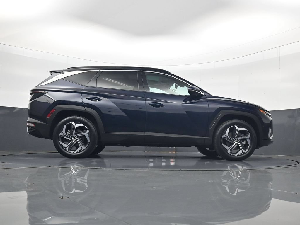 Certified 2023 Hyundai Tucson Limited AWD/4WD image 25