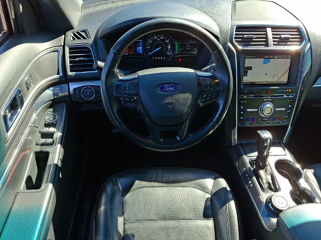 Used 2016 Ford Explorer Sport w/ Equipment Group 401A AWD/4WD image 2