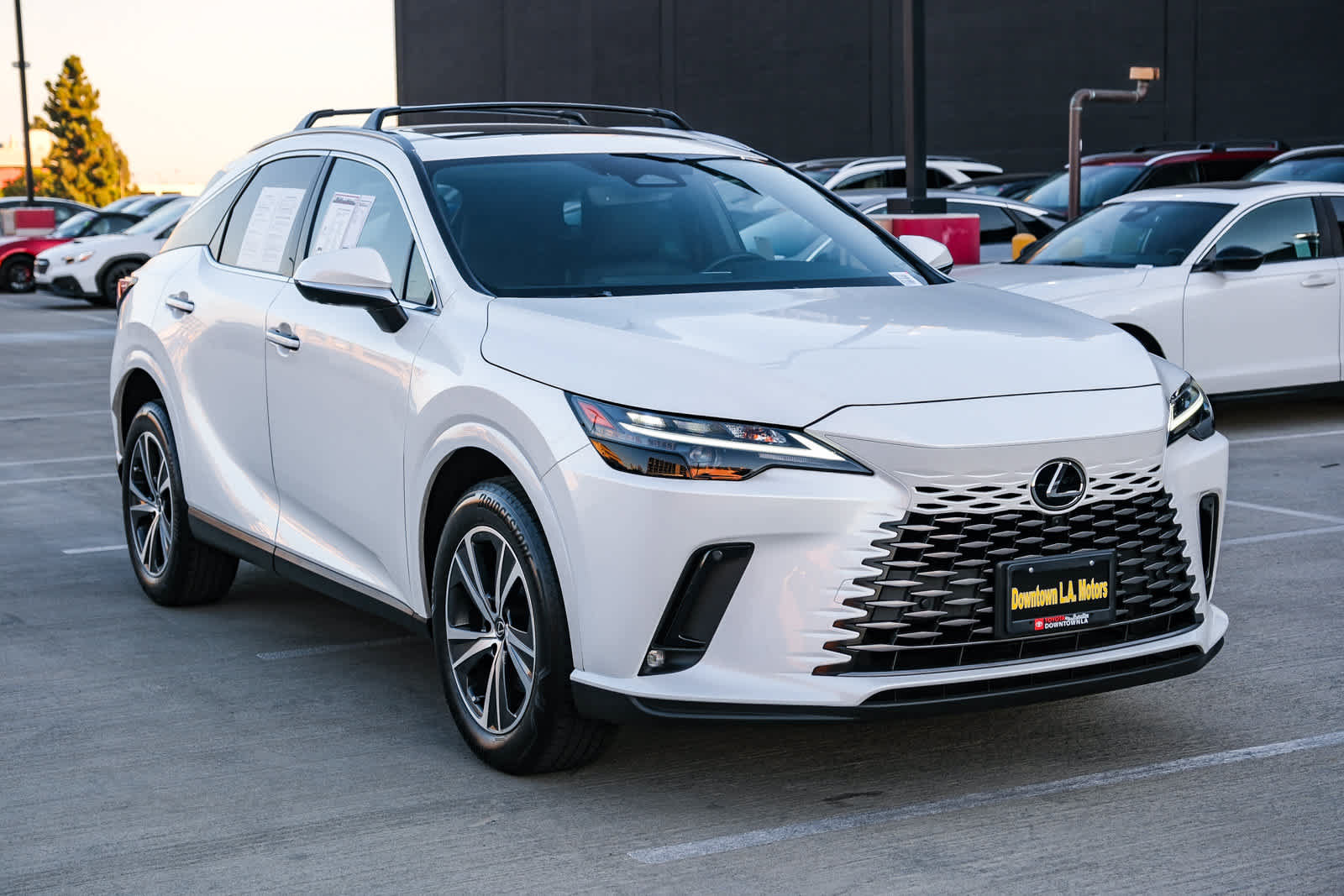 Used 2024 Lexus RX 350 Premium w/ Accessory Package (Z1) FWD image 3