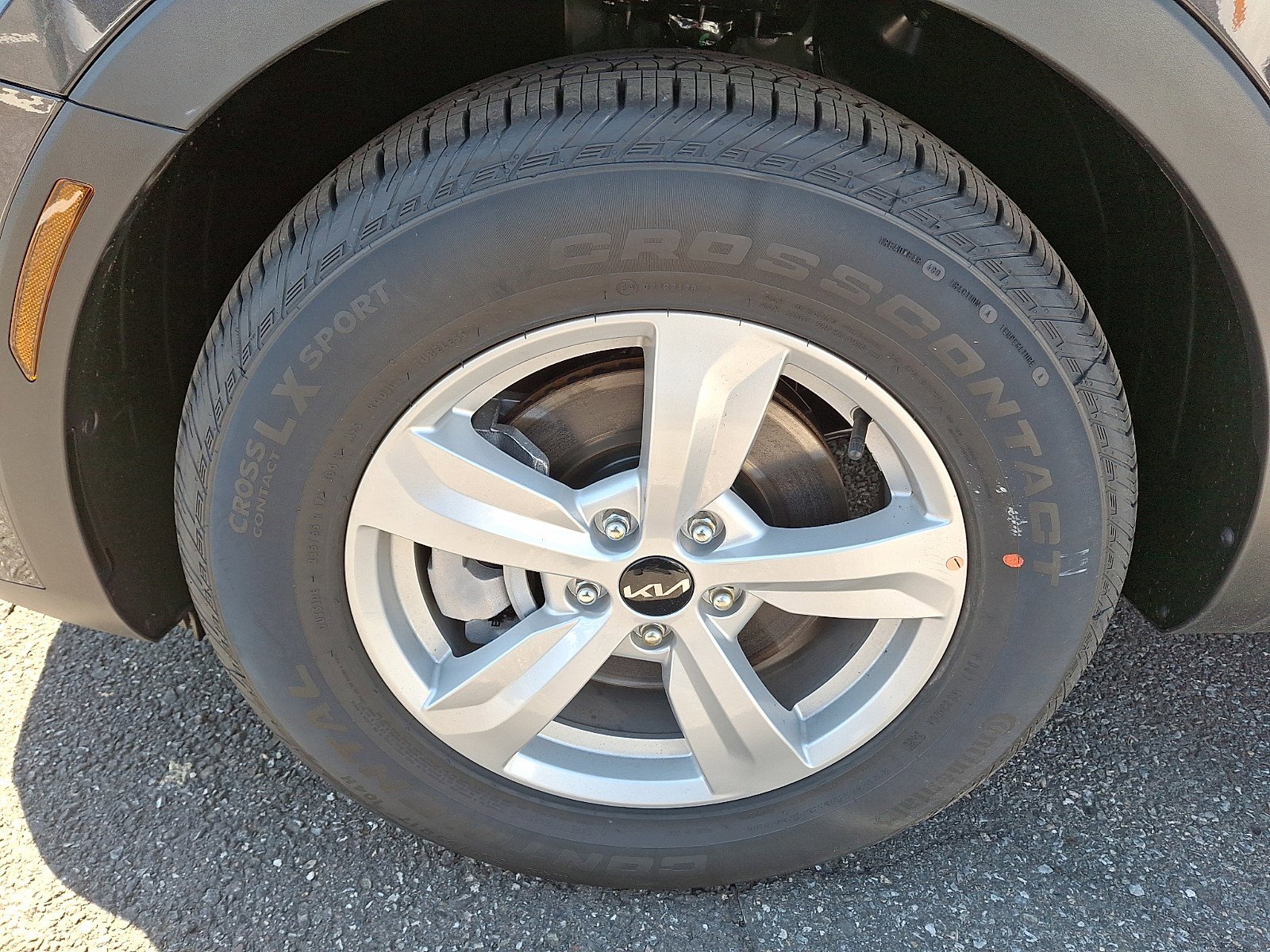 New 2026 Kia Sorento LX image 4