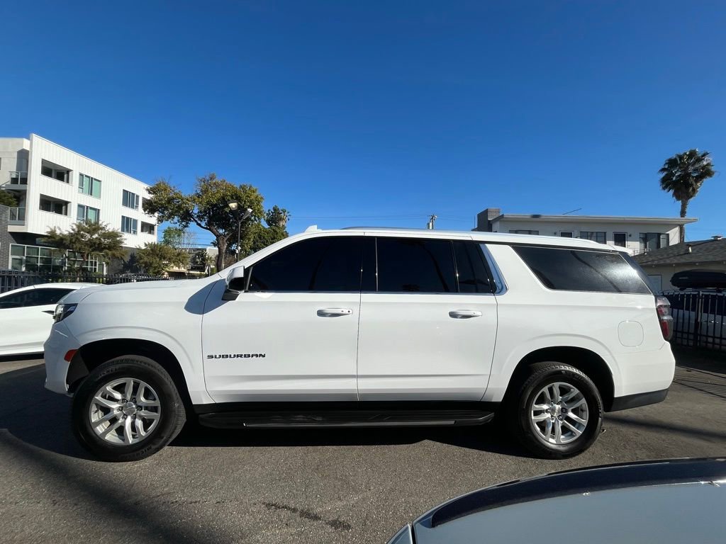 Used 2024 Chevrolet Suburban LS image 10