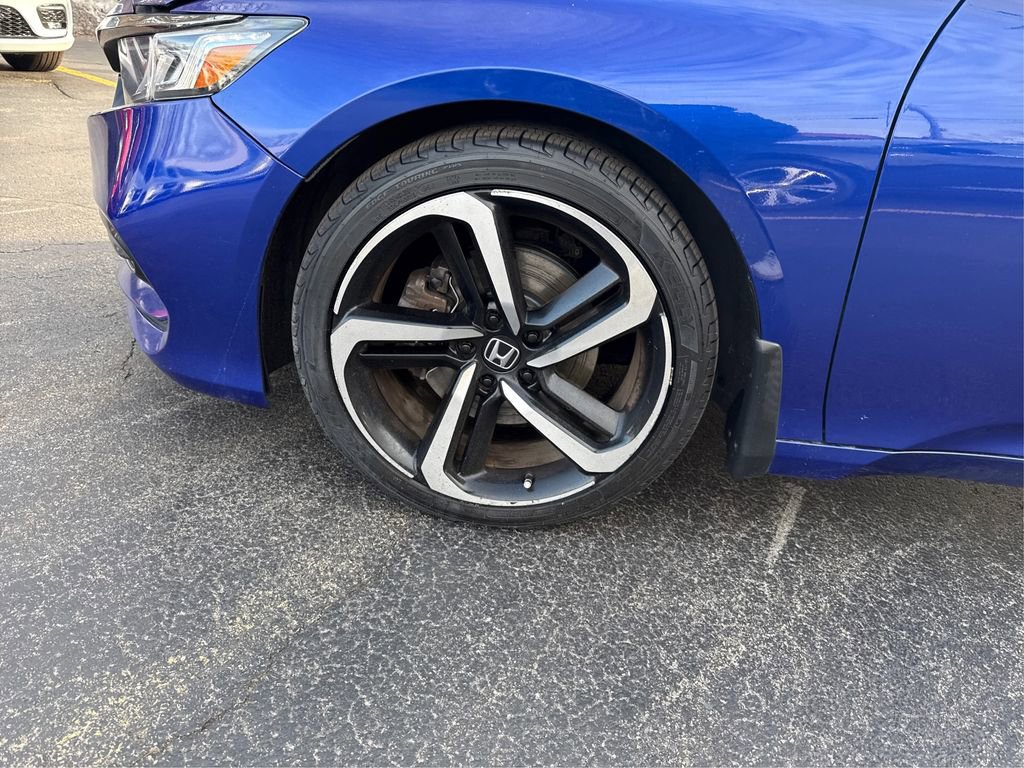 Used 2019 Honda Accord Sport image 12
