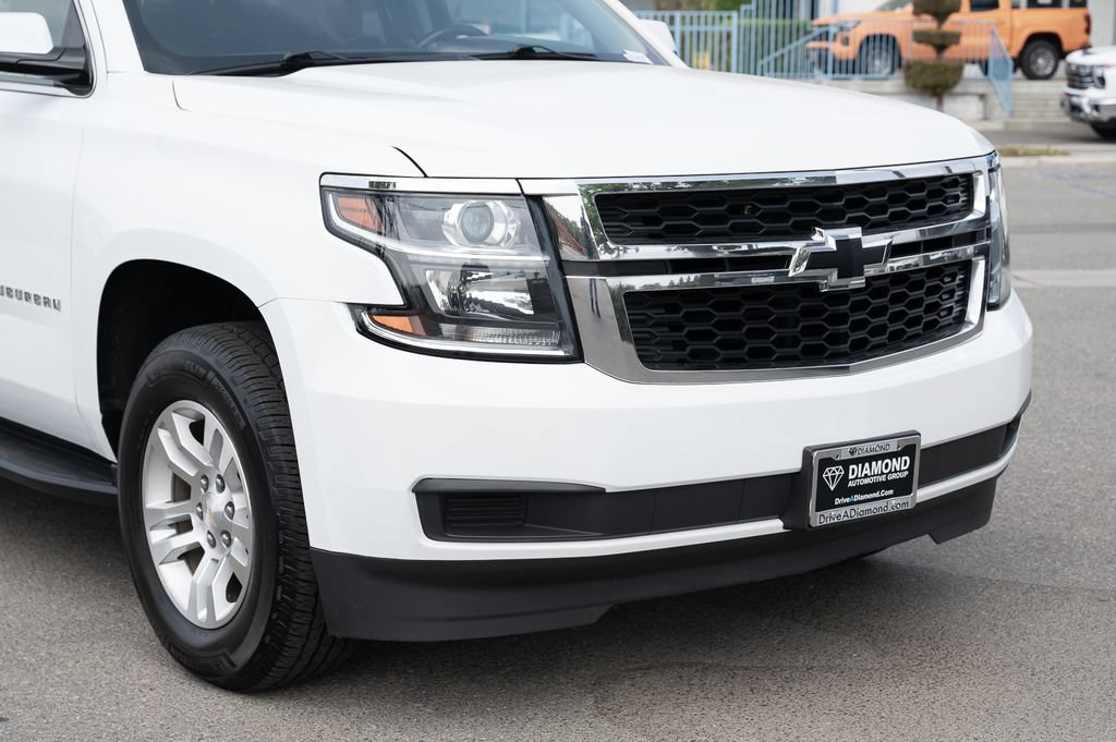 Used 2018 Chevrolet Suburban LS RWD image 8