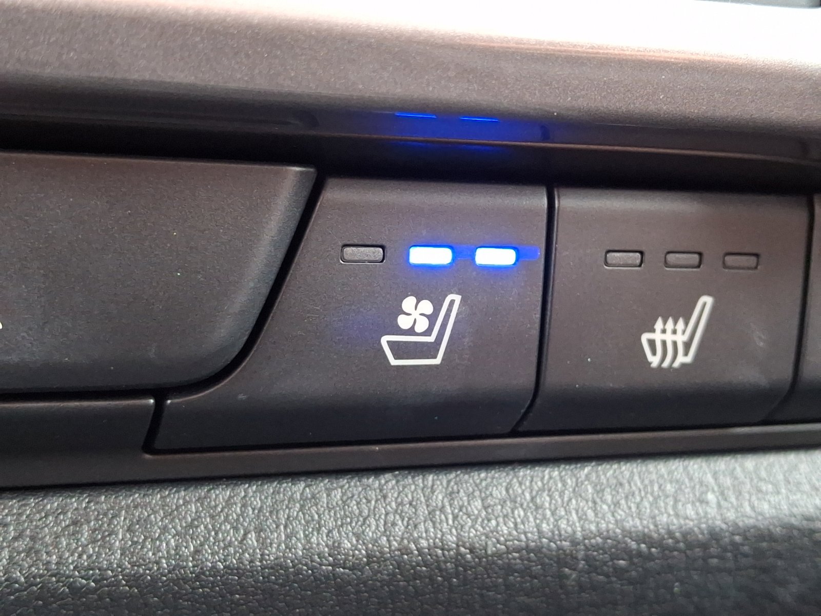 Certified 2023 MAZDA CX-50 AWD 2.5 Turbo w/ Cargo Package image 26