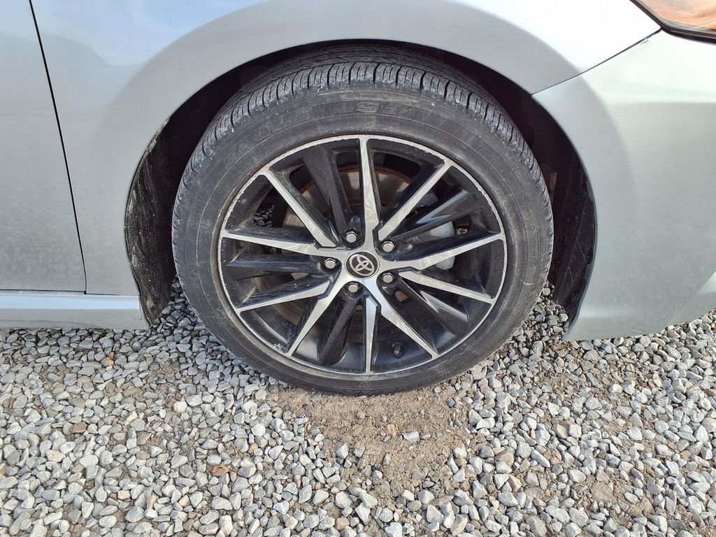 Used 2021 Toyota Camry SE FWD image 32