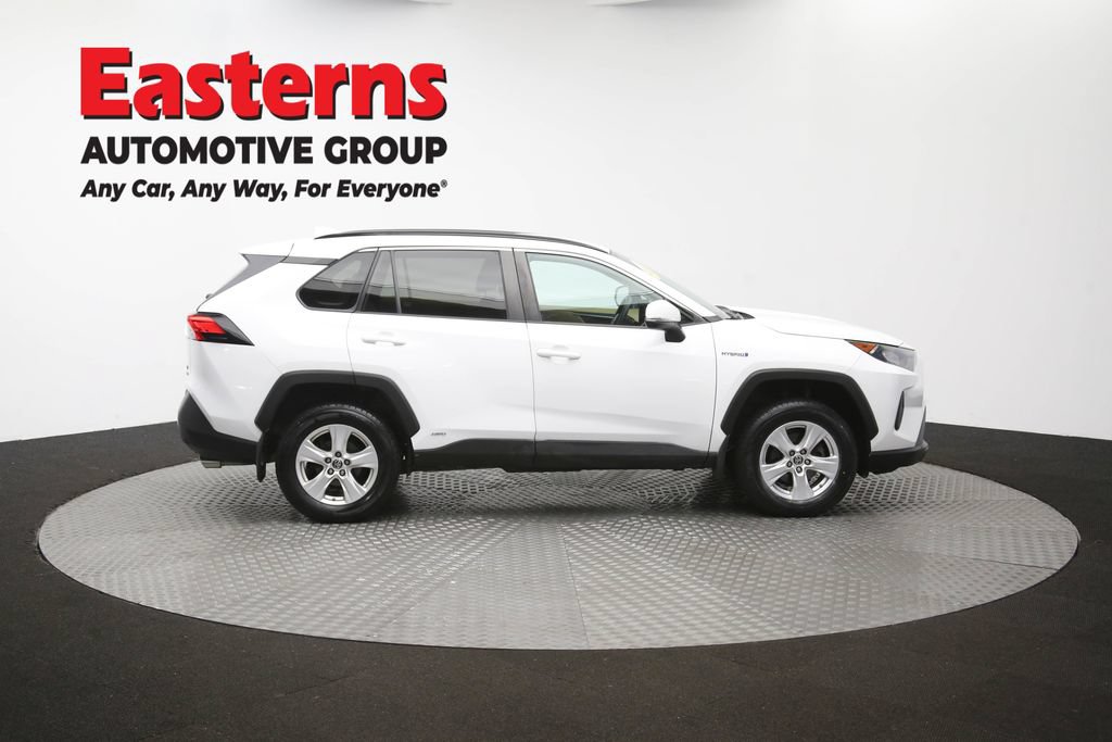 Used 2021 Toyota RAV4 LE w/ Carpet Mat Package (TMS) AWD/4WD image 46