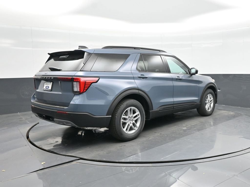 New 2026 Ford Explorer Active w/ Active Comfort Package image 7
