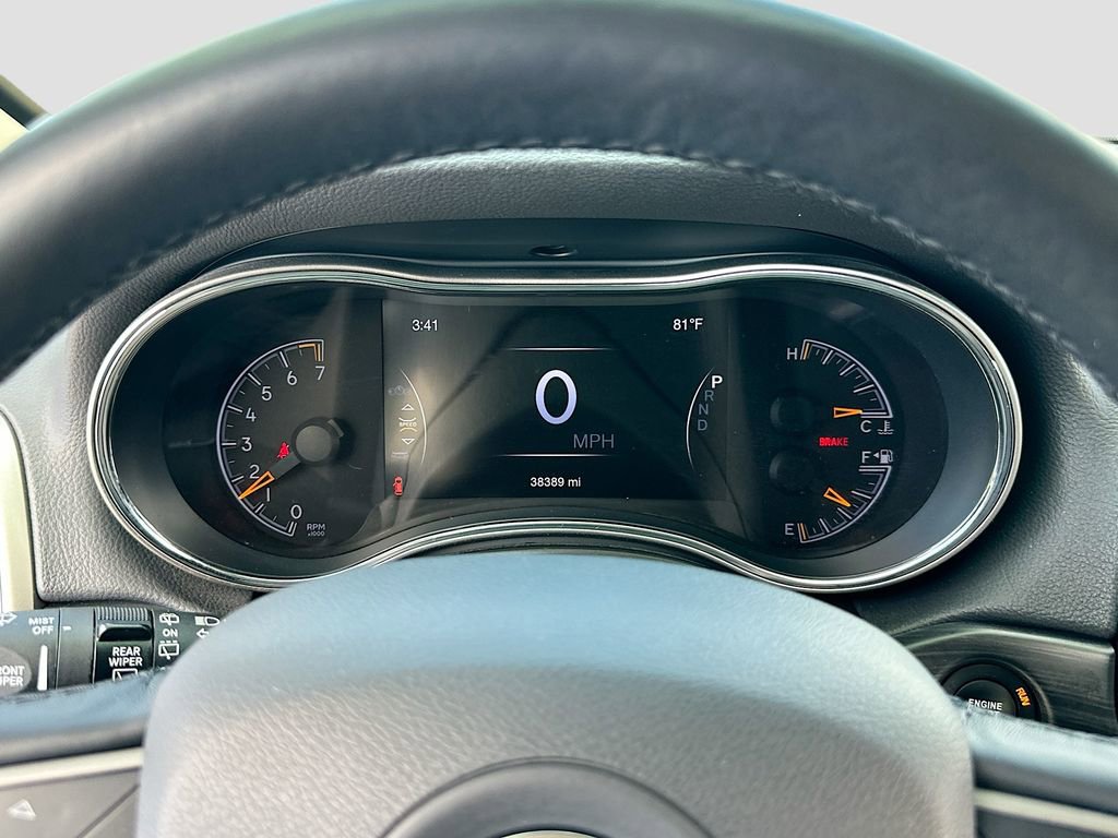 Used 2021 Jeep Grand Cherokee Limited image 12