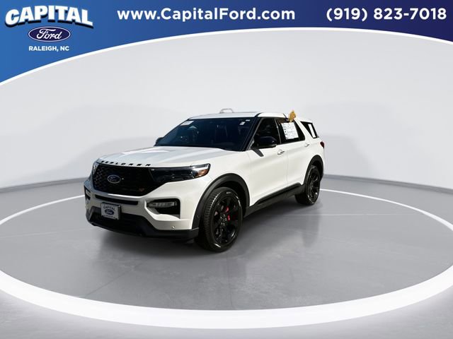 Certified 2021 Ford Explorer ST w/ ST Street Pack image 3