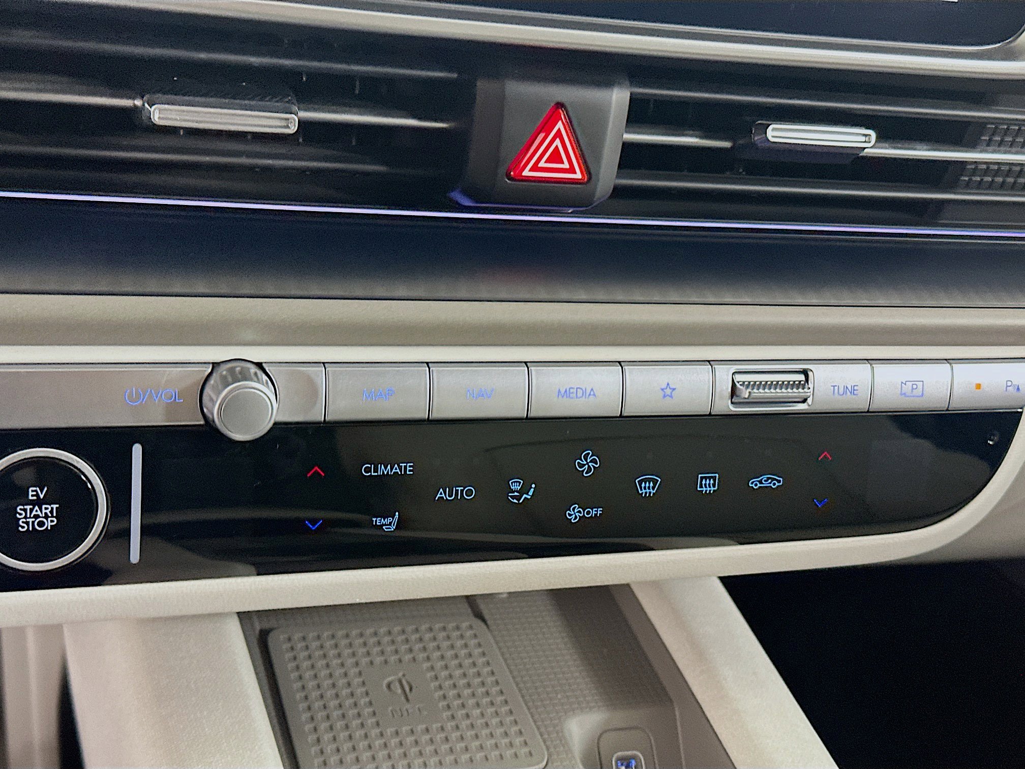 Used 2023 Hyundai Ioniq 6 SEL w/ Cargo Package image 24