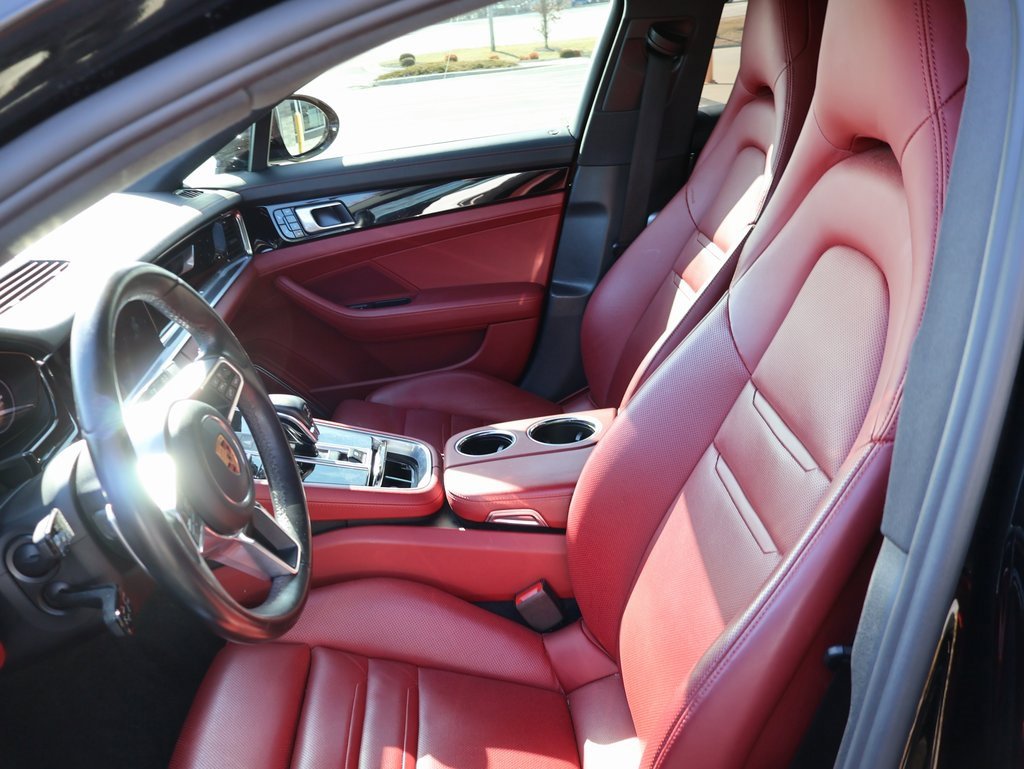 Used 2018 Porsche Panamera 4S image 20