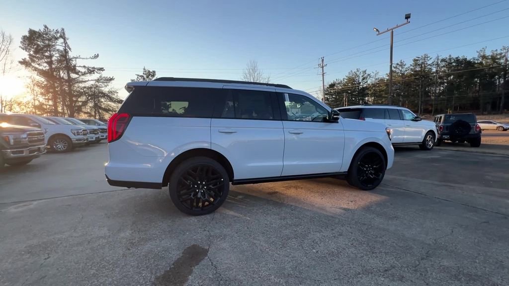 New 2026 Ford Expedition Platinum w/ Stealth Performance Package image 7