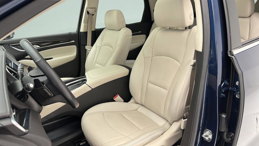 Used 2023 Buick Enclave Essence w/ Experience Buick Package AWD/4WD image 13