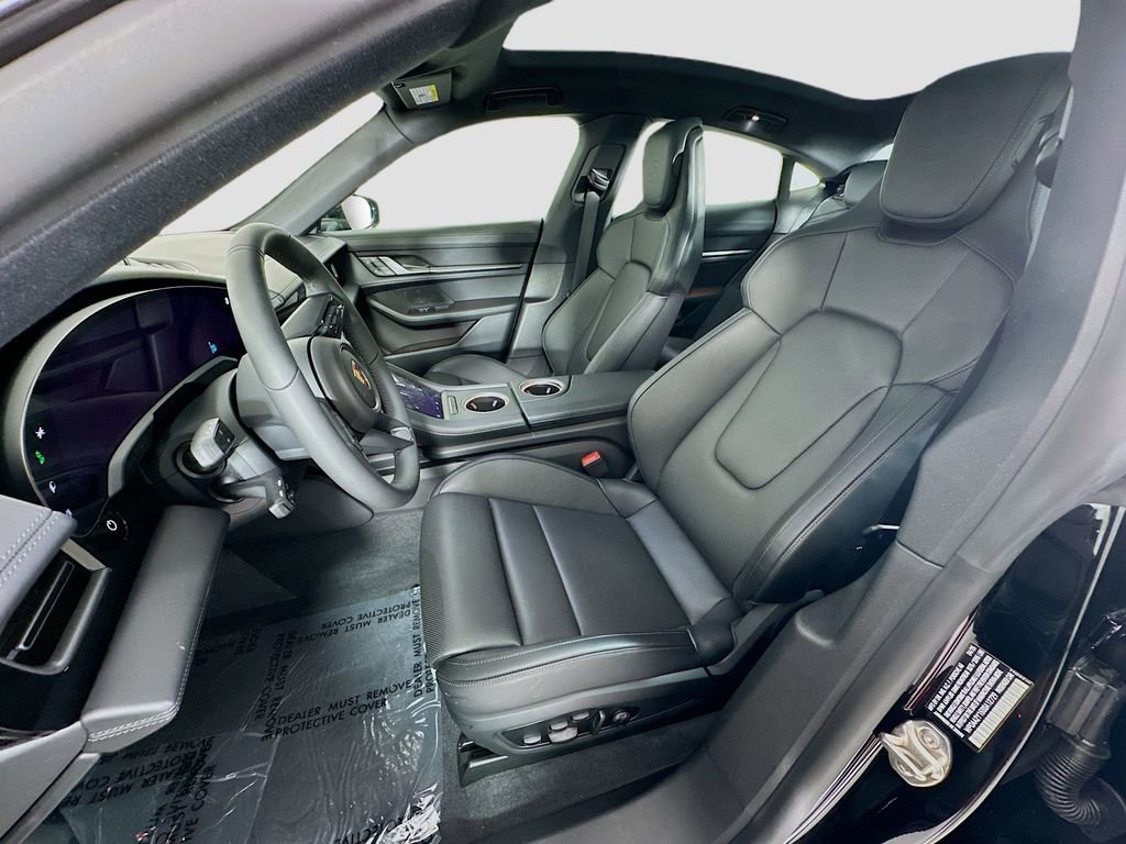 New 2025 Porsche Taycan image 5