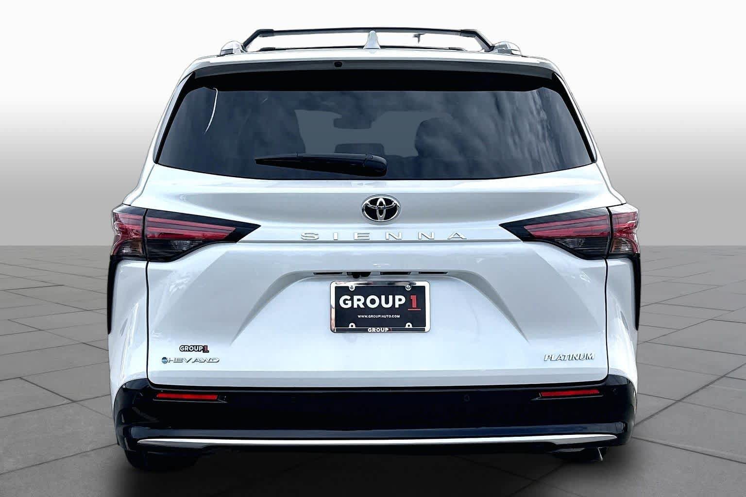 New 2026 Toyota Sienna Platinum AWD/4WD image 4
