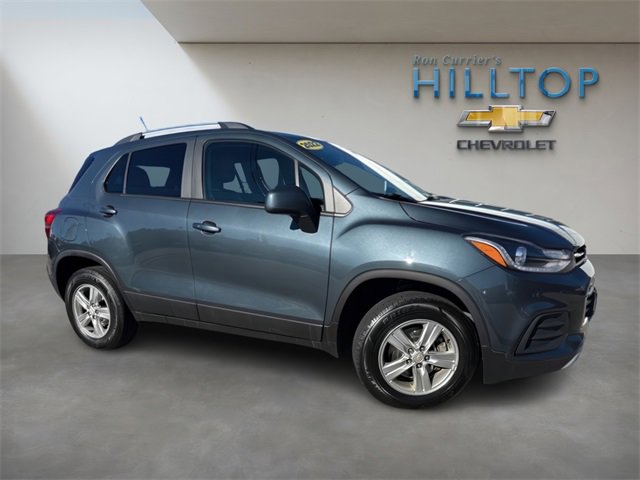 Used 2022 Chevrolet Trax LT w/ LT Convenience Package image 2