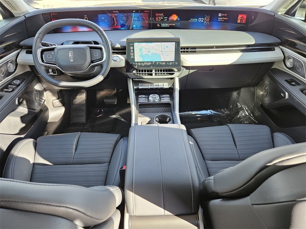 Used 2025 Lincoln Nautilus Reserve image 41