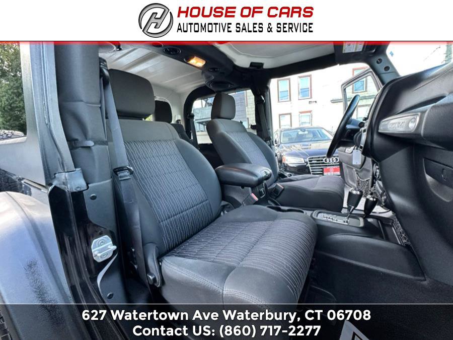Used 2012 Jeep Wrangler Rubicon w/ Dual Top Group image 33