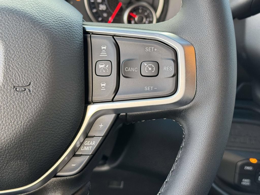 New 2026 RAM 2500 Big Horn AWD/4WD image 22