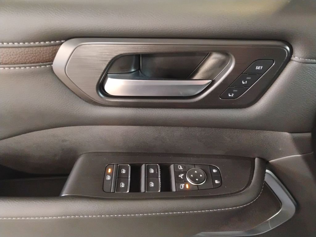 New 2026 Nissan Armada Platinum image 15