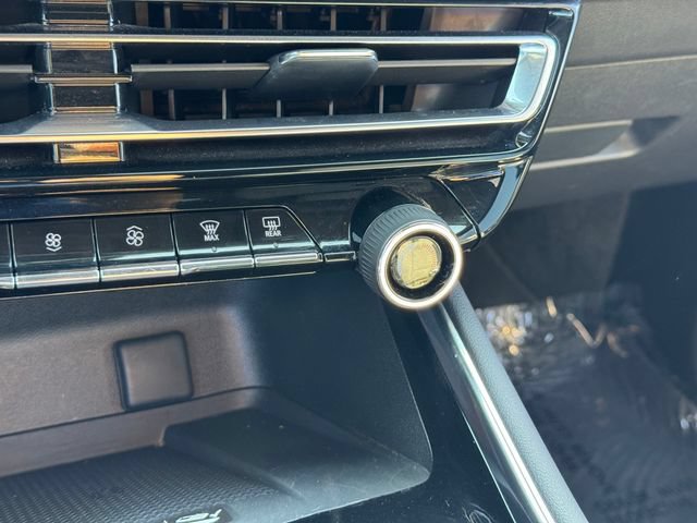 Certified 2026 Chevrolet Traverse LT w/ Driver Confidence Package FWD image 19