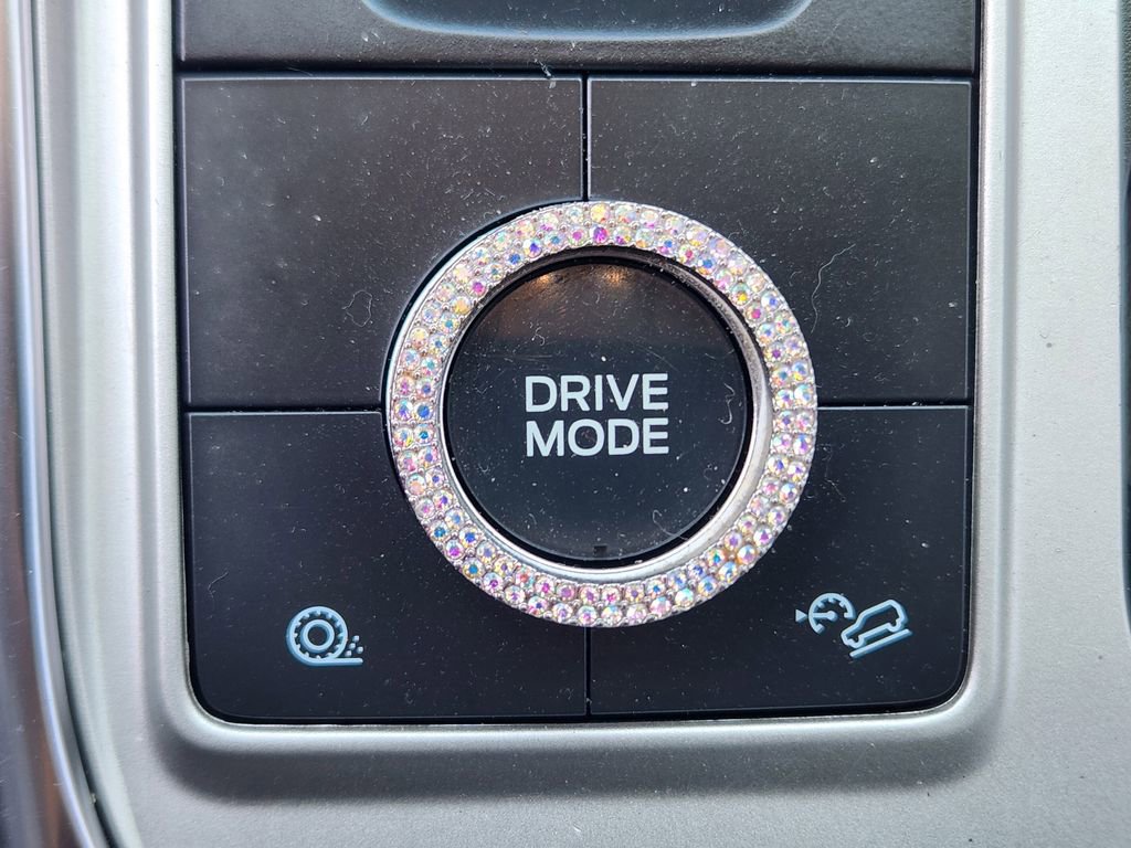 Used 2022 Ford Explorer Limited w/ Equipment Group 301A image 28