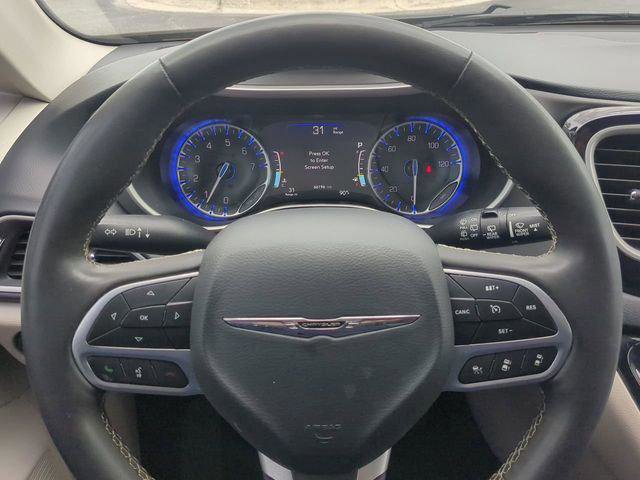 Certified 2023 Chrysler Pacifica Touring-L FWD image 33