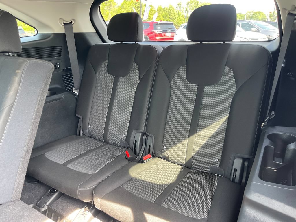 Used 2026 Kia Sorento LX FWD image 23