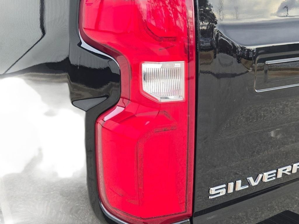 Used 2022 Chevrolet Silverado 1500 LT Trail Boss w/ Bed Protection Package image 13