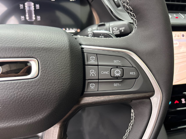 New 2027 Jeep Grand Cherokee Limited AWD/4WD image 21