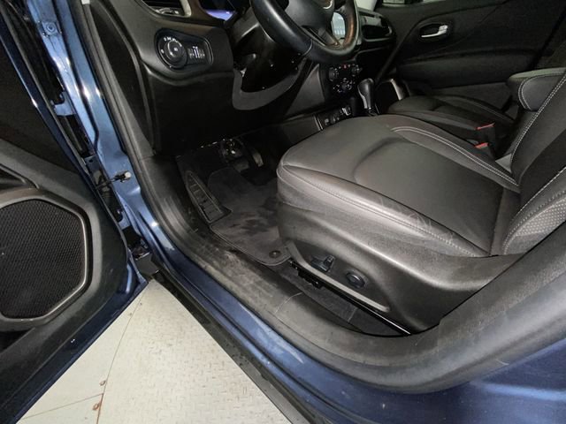 Used 2020 Jeep Renegade Limited image 12