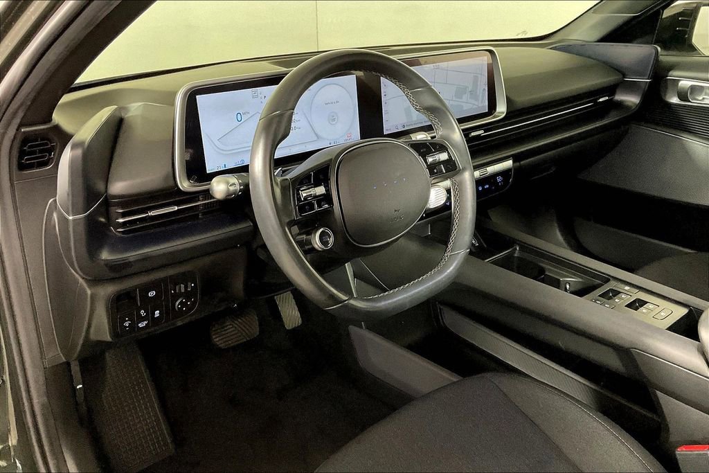 Used 2024 Hyundai Ioniq 6 SE RWD image 14