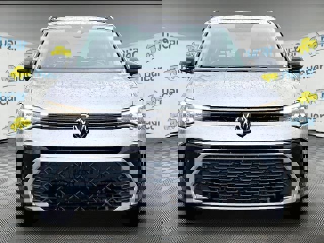 Used 2025 Volkswagen Taos S image 3