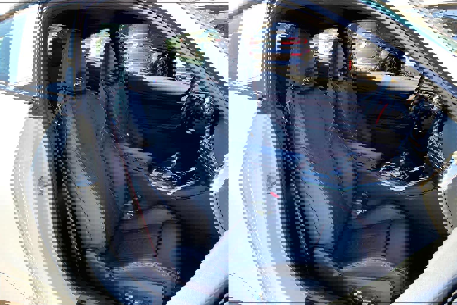 Used 2024 BMW M4 xDrive Competition w/ Executive Package image 19