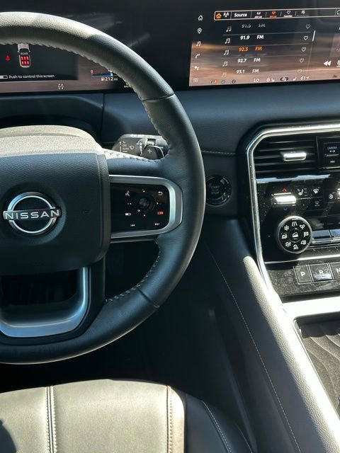 Used 2025 Nissan Armada SL AWD/4WD image 31