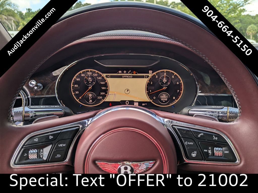 Used 2022 Bentley Flying Spur W12 image 32
