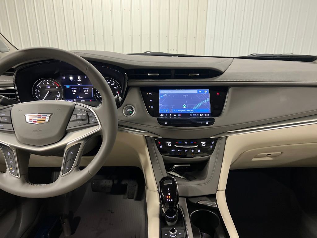 New 2026 Cadillac XT5 Premium Luxury w/ Driver Assist Package image 16