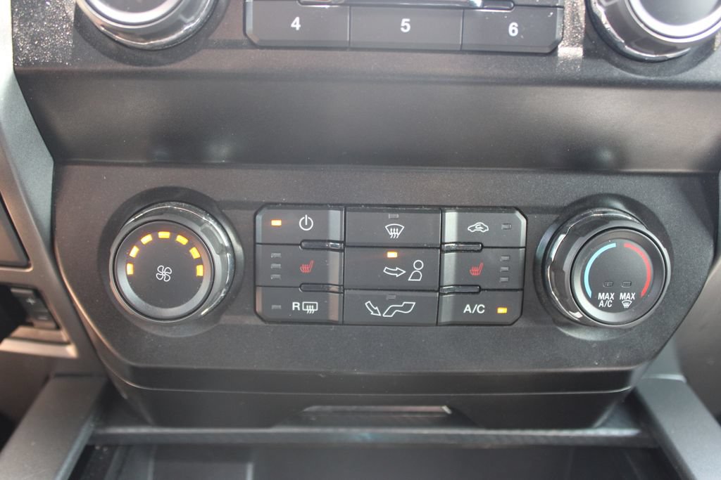 Used 2020 Ford F150 XLT w/ Equipment Group 302A Luxury AWD/4WD image 54