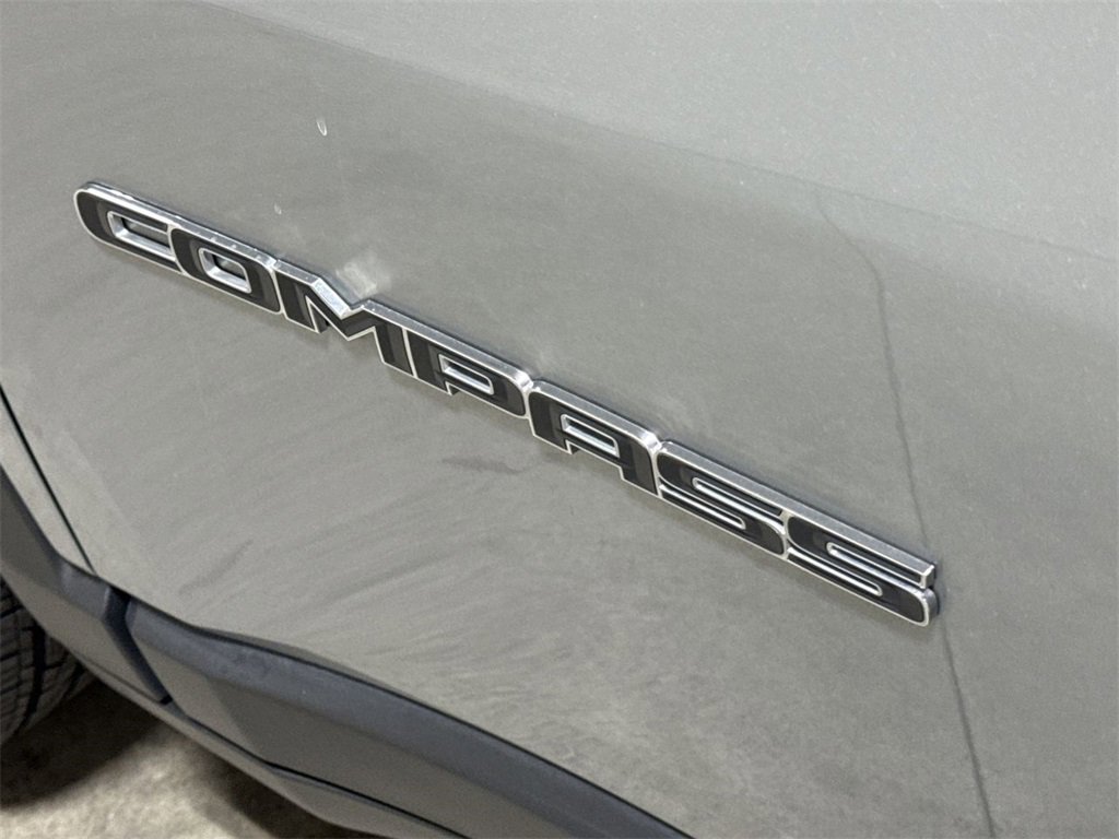 Used 2021 Jeep Compass Latitude w/ Convenience Group image 26