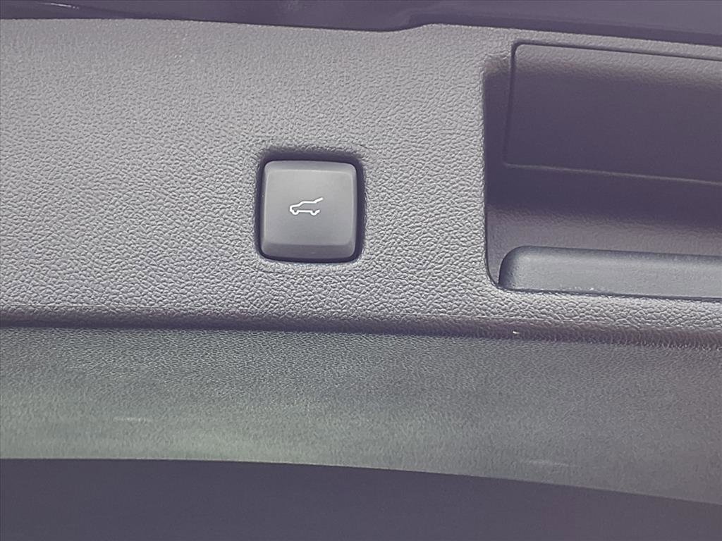 Used 2023 Ford Escape Platinum image 23