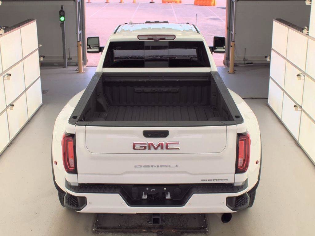 Used 2021 GMC Sierra 3500 Denali w/ Denali Ultimate Package AWD/4WD image 6