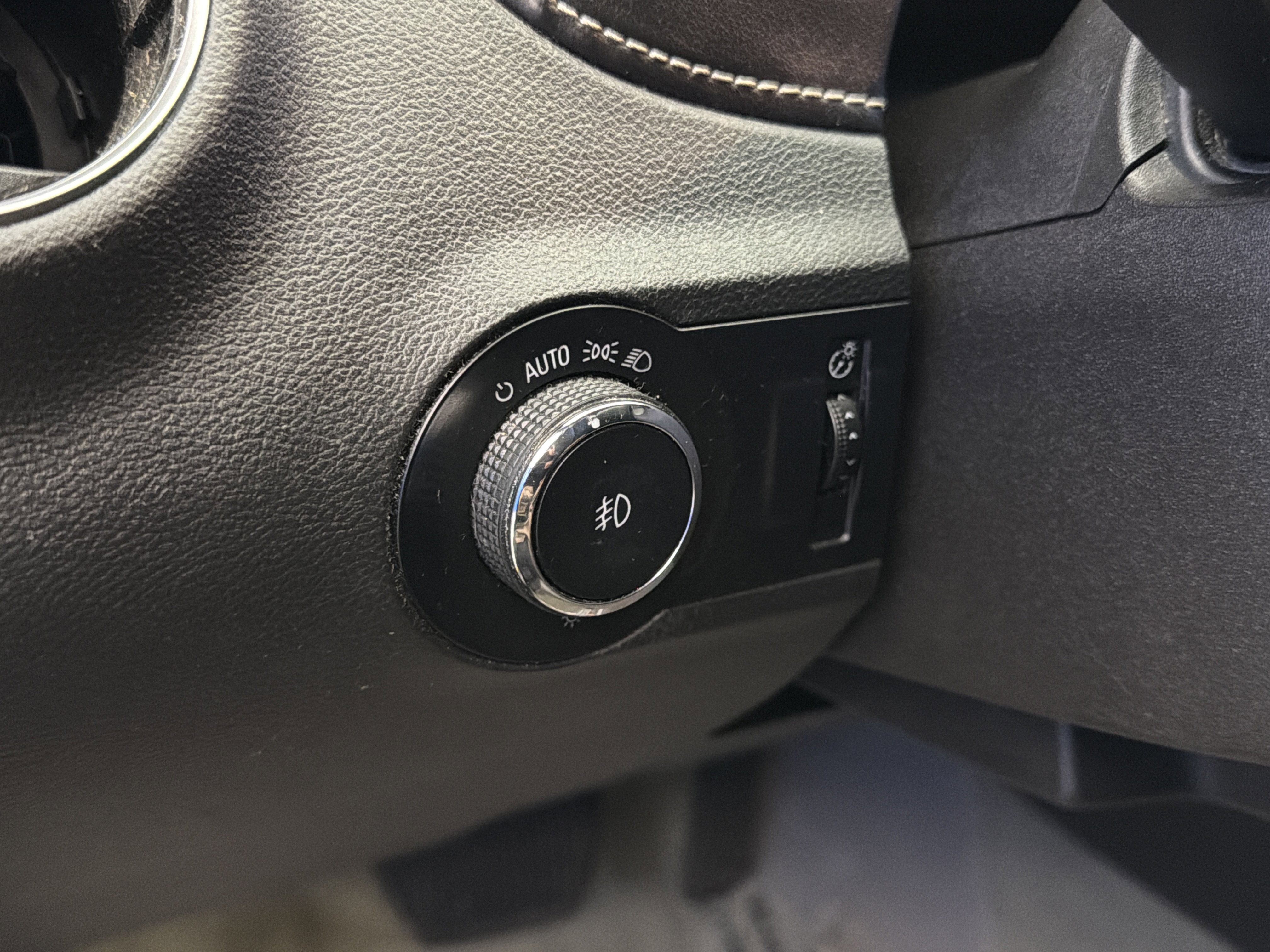 Used 2013 Chevrolet Camaro LT image 15