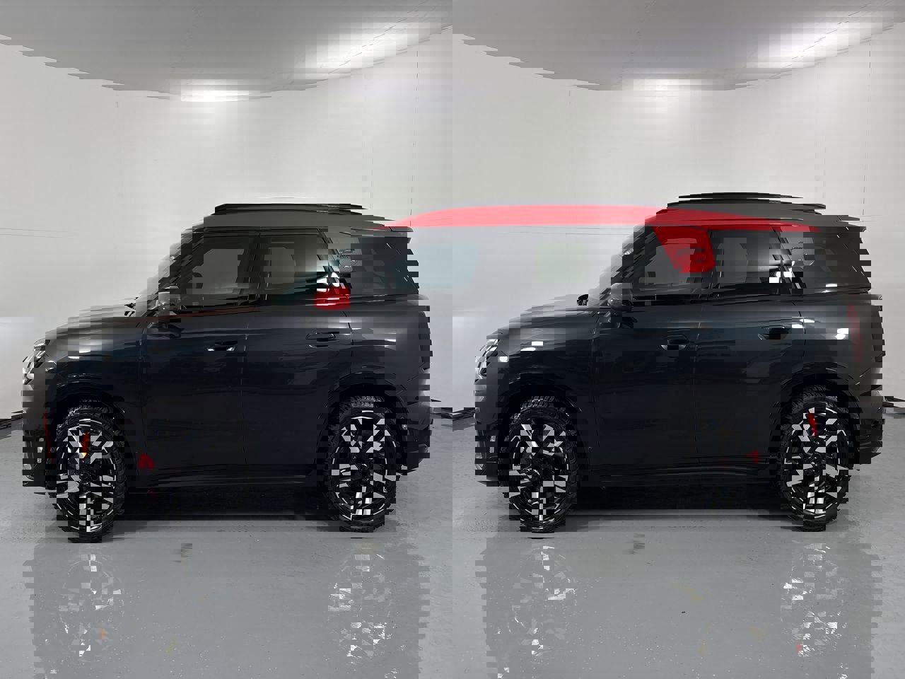 Used 2025 MINI Cooper Countryman John Cooper Works image 29