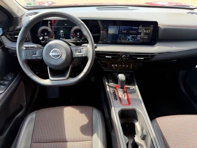 Used 2025 Nissan Kicks SR image 15