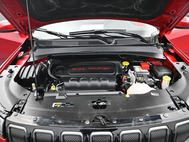 Used 2022 Jeep Compass Limited image 32