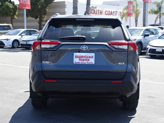 Used 2024 Toyota RAV4 XLE FWD image 15