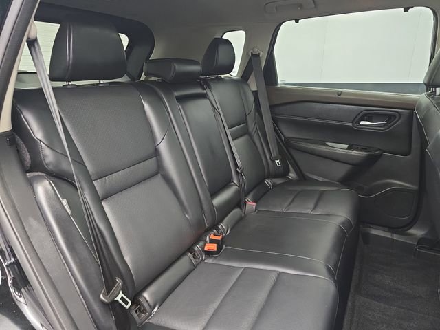 Used 2022 Nissan Rogue SV w/ SV Premium Package FWD image 41