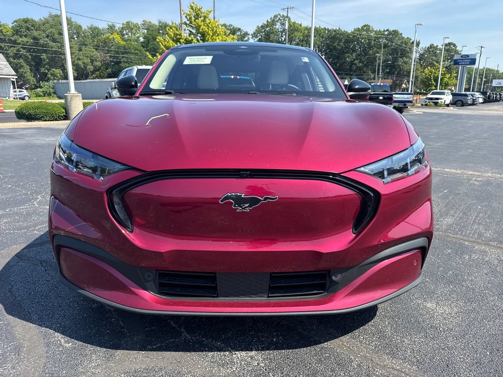 Used 2025 Ford Mustang Mach-E Premium AWD/4WD image 3
